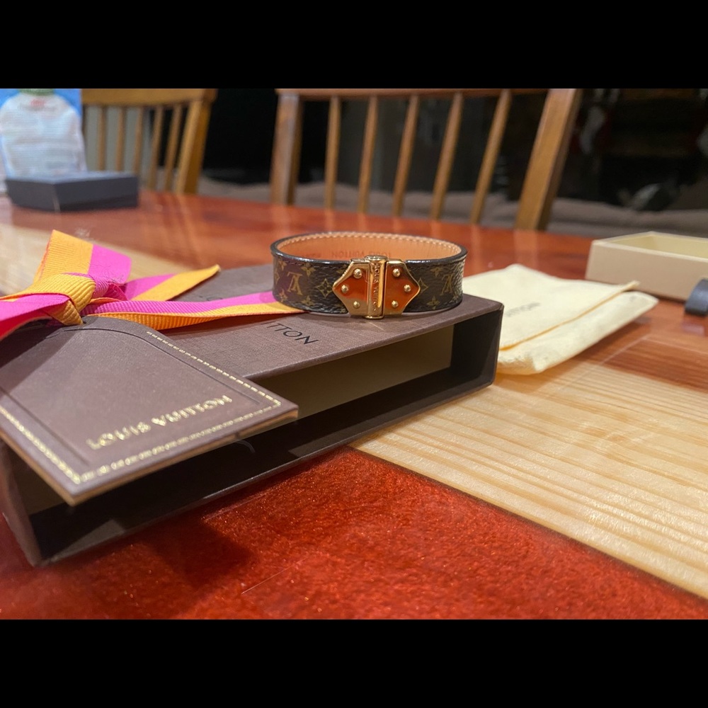 Louis Vuitton Nano Monogram bracelet